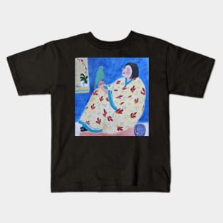 chinese girl with green parrot Kids T-Shirt